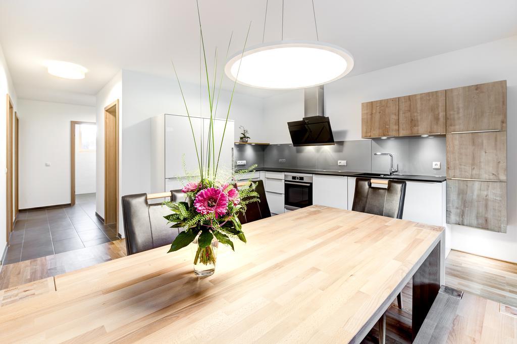 Gartenappartment De Luxe By A-Appartments Brand  Bagian luar foto